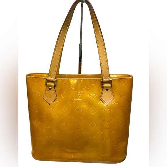 Pre Owned Louis Vuitton Beige Monogram Vernis Leather Houston Bag - Picture 1 of 12